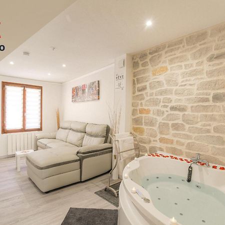 La Suite Neuvilloise Neuville-sur-Saône Εξωτερικό φωτογραφία